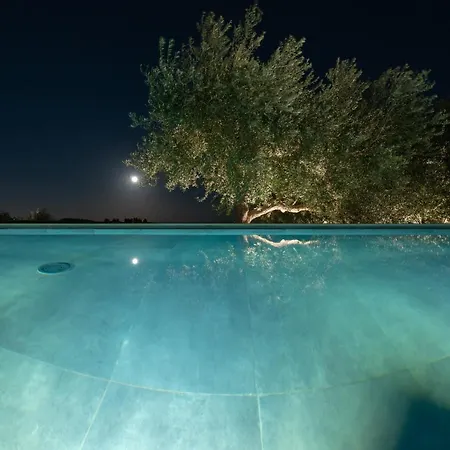 Villa Vogue Retreat - Isulatravel Avola