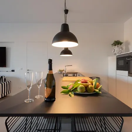 Vila Vogue Retreat - Isulatravel *